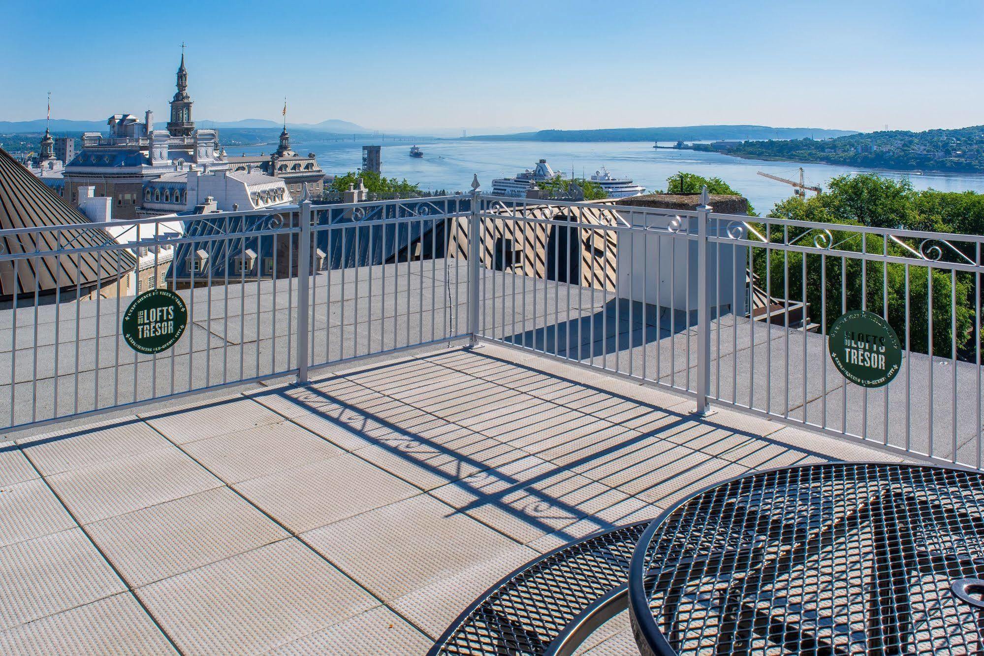Les Lofts Du Tresor - Par Les Lofts Vieux-Quebec Apartment Bagian luar foto